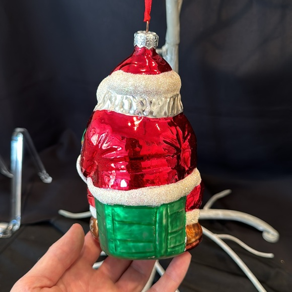 Blown Glass Santa Ornanment - Picture 4 of 7